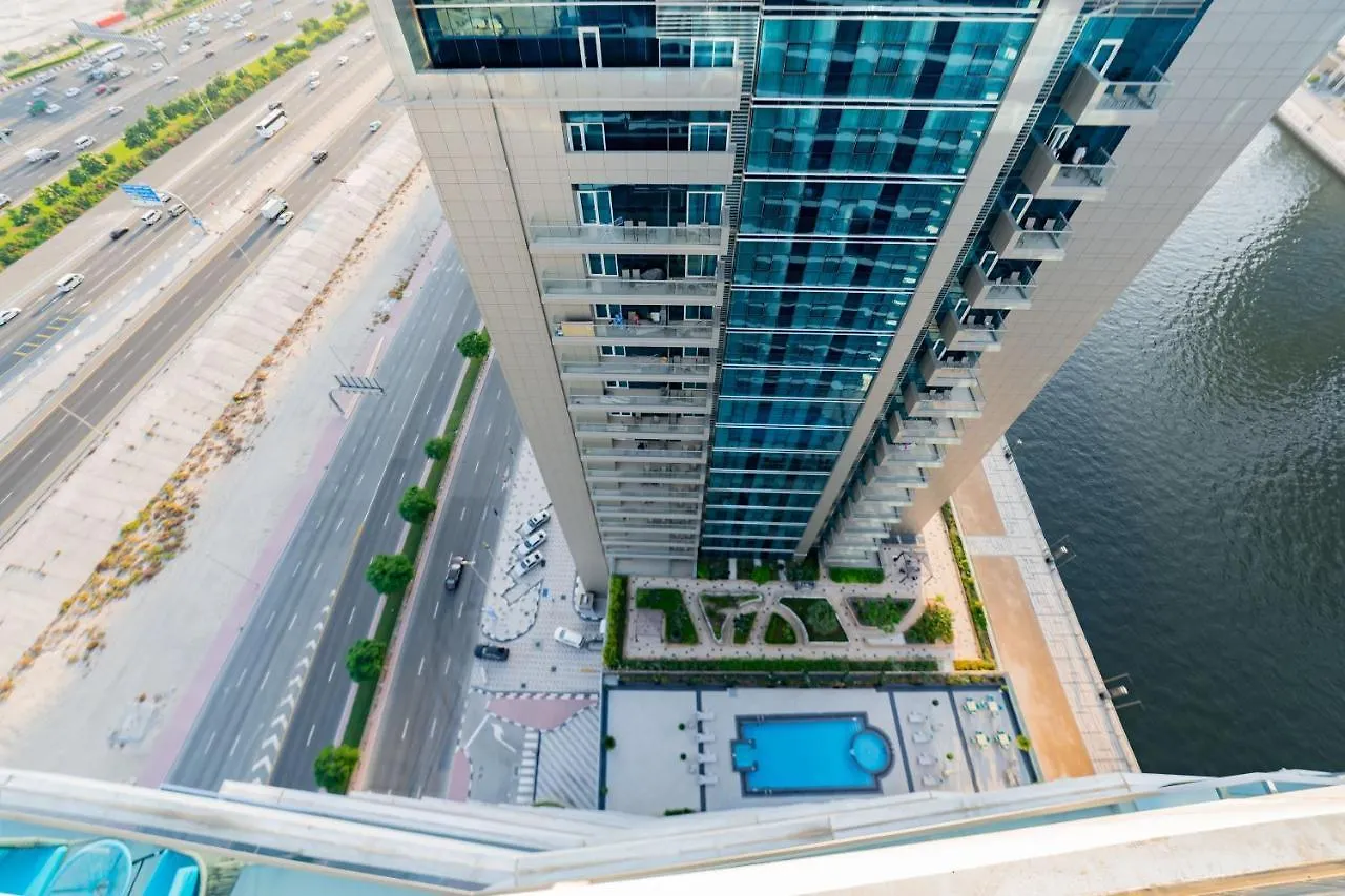 Kasco Homes Waves Tower Business Bay Dubaj Apartman