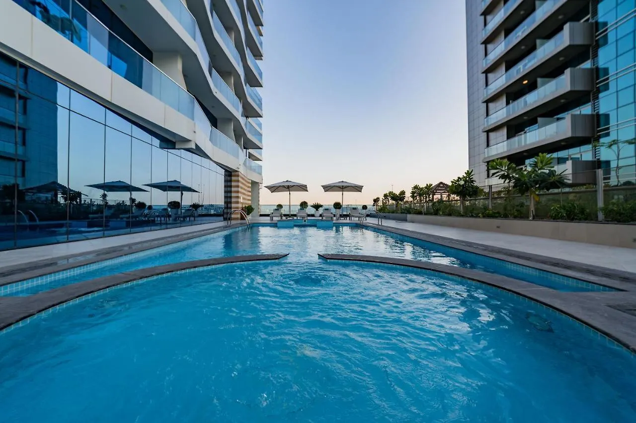 Apartment Kasco Homes Waves Tower Business Bay Dubai United Arab Emirates