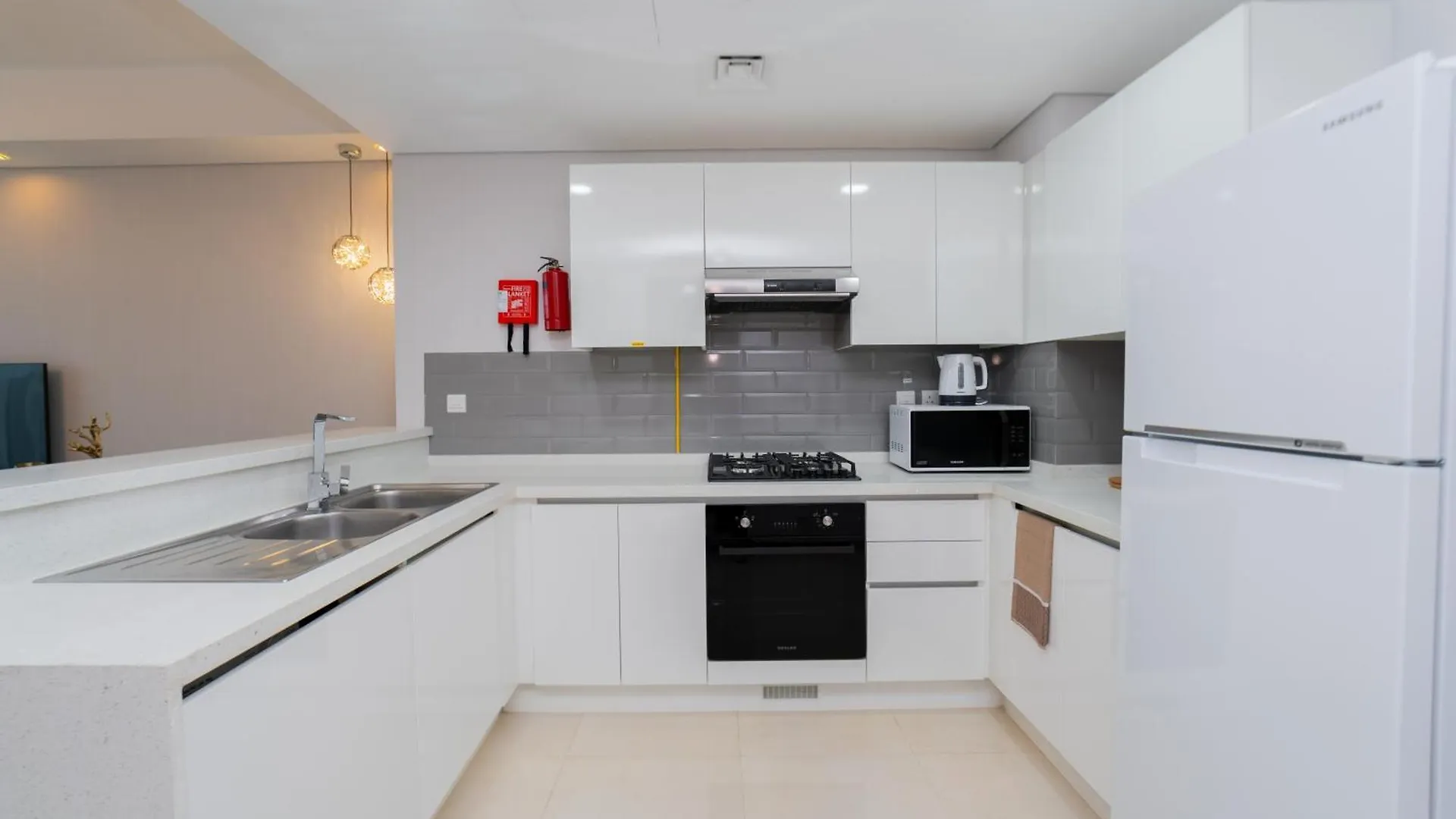 Apartment Kasco Homes Waves Tower Business Bay Dubai United Arab Emirates